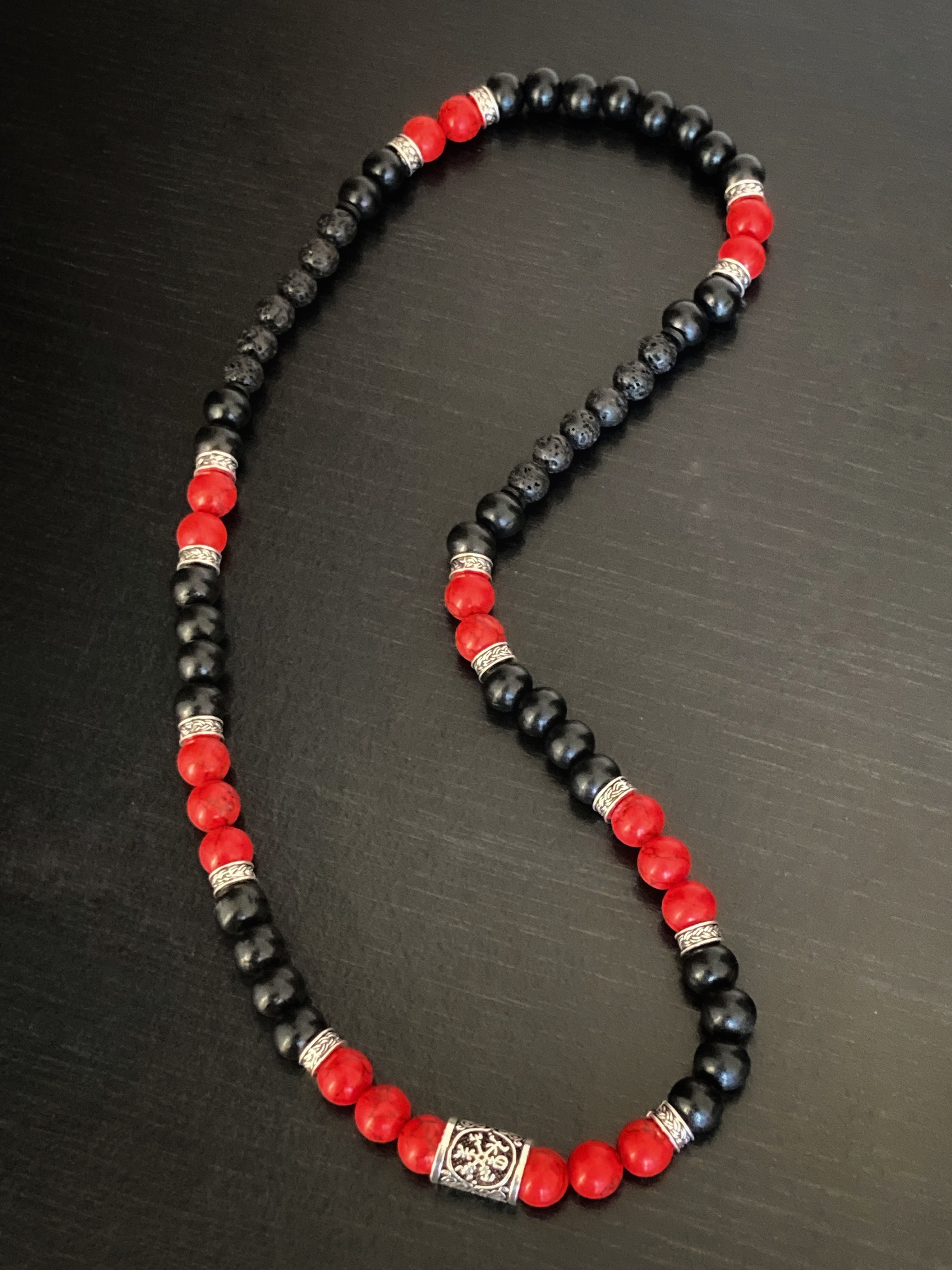 Multilayered Black Color Seed Beads And Red Color Agate Beads Medium  Necklace